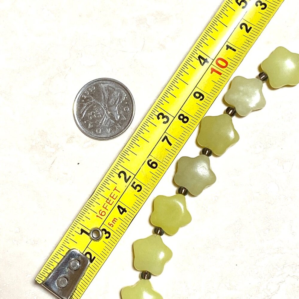 Starry Night Necklace, Lemon Yellow Star-Shape Serpentine Beaded Choker - Picture 12 of 15